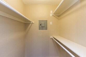 1317 Annex Ave-Unit -325 in Dallas, TX - Building Photo - Building Photo