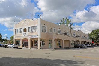 Metcalfe Apartments in Miami, FL - Building Photo - Primary Photo