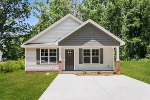 1702 N Clay St in Salisbury, NC - Building Photo