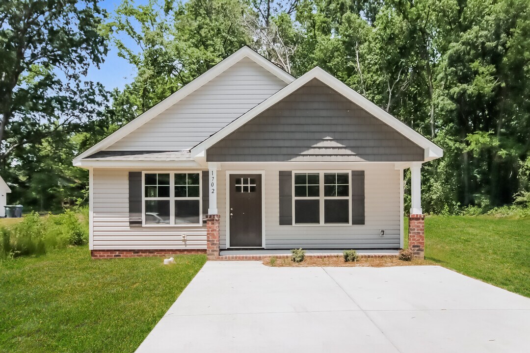 1702 N Clay St in Salisbury, NC - Building Photo