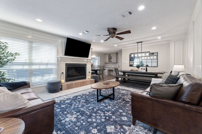 9123 Kerr Dr in Tomball, TX - Building Photo - Building Photo