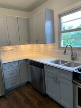 7319 N Rogers Ave in Chicago, IL - Building Photo - Building Photo