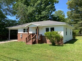 1201 Avenue C SE in Cullman, AL - Building Photo