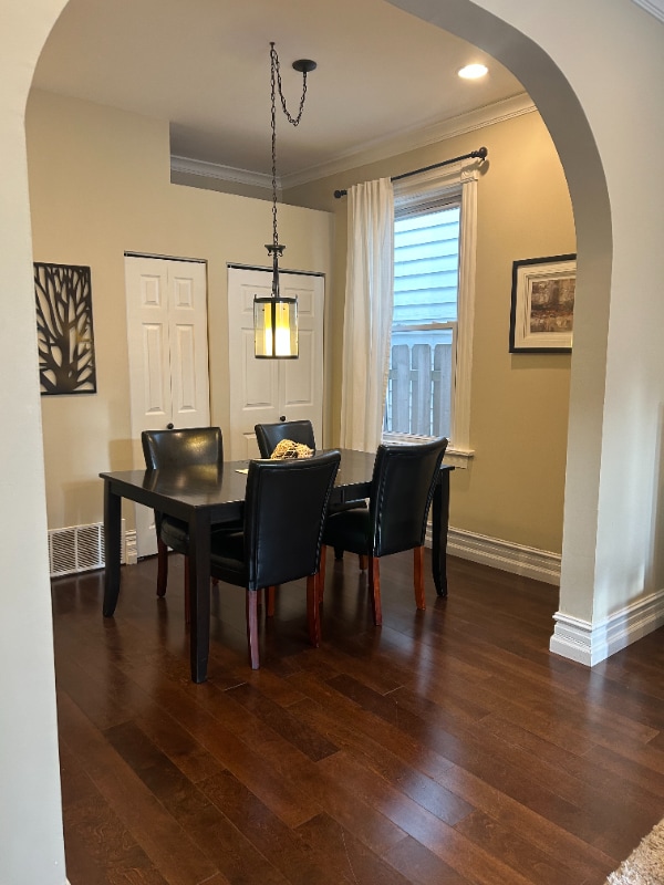 1916 W Roscoe St, Unit 1F in Chicago, IL - Building Photo - Building Photo