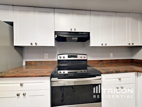 603 Ephrata Dr in Brandon, FL - Building Photo - Building Photo