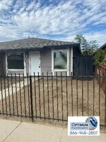 630 S Olive Ave in Rialto, CA - Building Photo