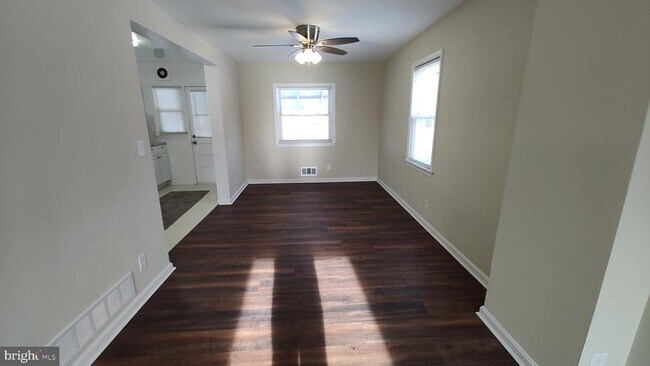 2247 Graythorn Rd in Middle River, MD - Building Photo - Building Photo