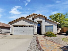 5718 W Orchid Ln in Glendale, AZ - Building Photo