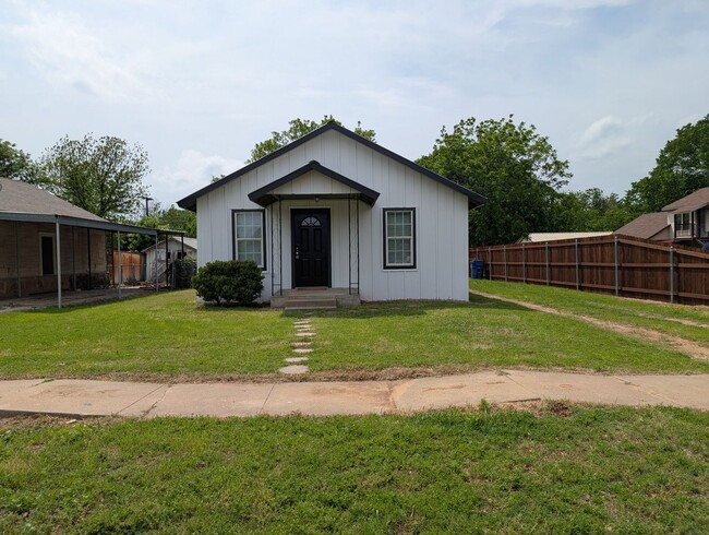 property at 908 Tennessee St