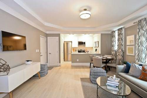 1451 Park Rd NW, Unit 216 in Washington, DC - Foto de edificio
