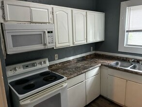 1653 W 35th St in Jacksonville, FL - Building Photo - Building Photo