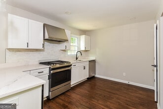 2730 Cedarbrook Dr in Marietta, GA - Building Photo - Building Photo