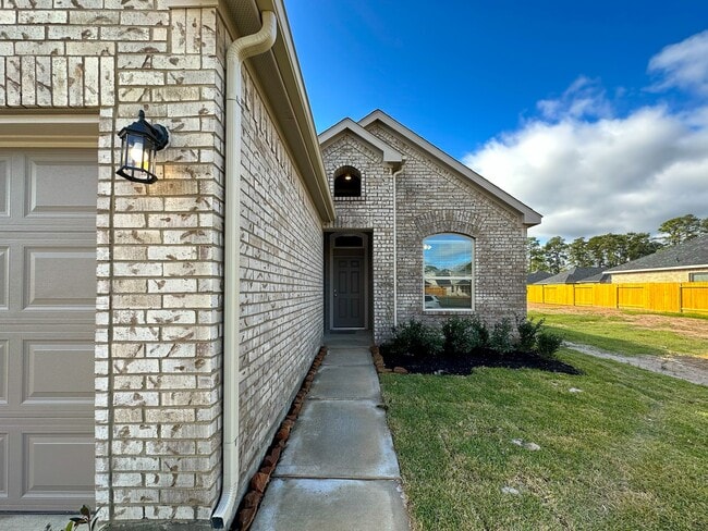 27079 Badger Way in Magnolia, TX - Building Photo - Building Photo