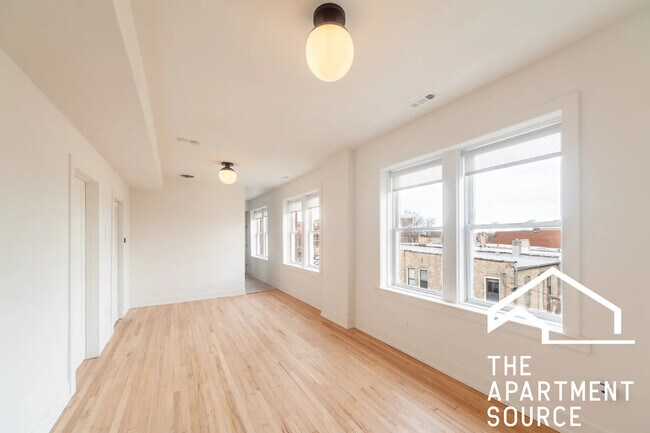 3049 W Medill Ave, Unit 3A in Chicago, IL - Building Photo - Building Photo