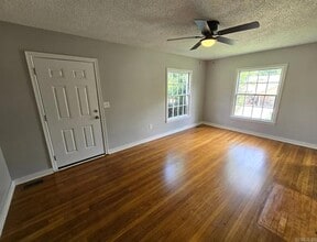 1630 Gum St in North Little Rock, AR - Building Photo - Building Photo
