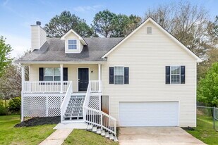 1422 N Hampton Dr in Hampton, GA - Building Photo