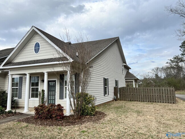 1 Atherton Cir SW in Huntsville, AL - Building Photo - Building Photo