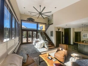 162 Doris Dr in Breckenridge, CO - Building Photo - Building Photo