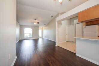 6732 65th Terrace E in Bradenton, FL - Building Photo - Building Photo