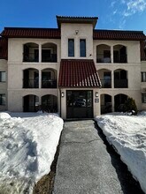 685 Oak St in Brockton, MA - Building Photo - Building Photo