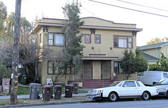 2532 High St in Oakland, CA - Building Photo - Building Photo