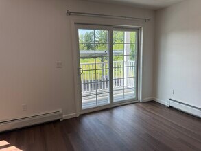 3 Kana Ln, Unit 205 in Essex Junction, VT - Building Photo - Building Photo