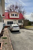 1310 N Main St in Blacksburg, VA - Building Photo