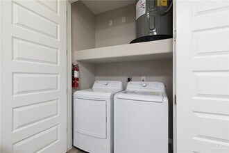 10 La Vista Ave W in McAllen, TX - Building Photo - Building Photo