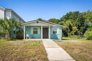 216 9th St S in Jacksonville Beach, FL - Building Photo