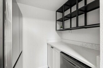 2119 Oxford Ave in Austin, TX - Building Photo - Building Photo