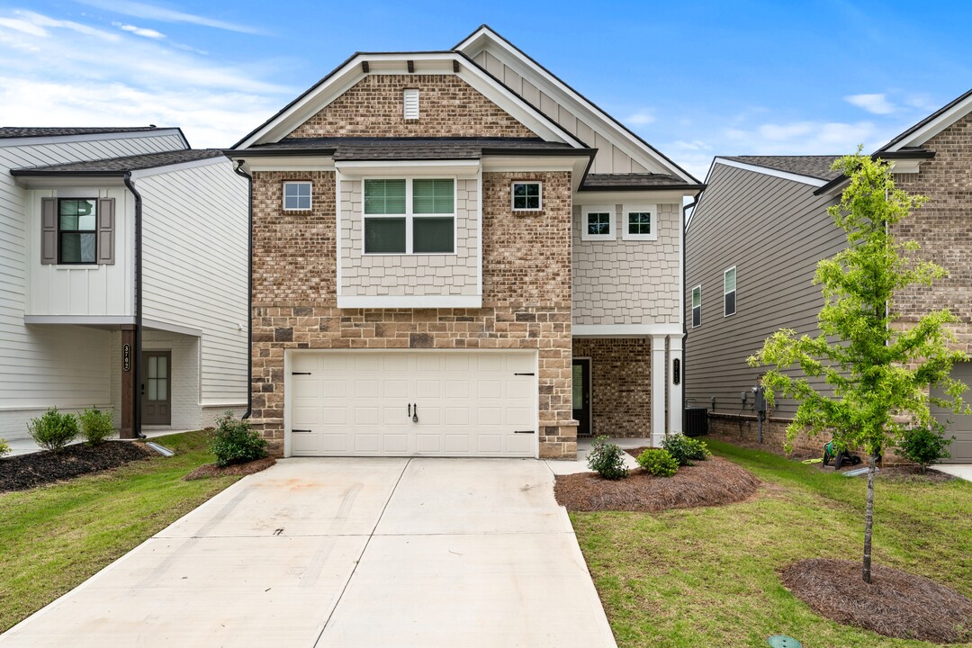 3712 Dover Run Ln in Loganville, GA - Building Photo