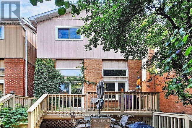 property at 56 Carnival Ct