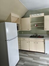 320 W 20th St, Unit 320 apartment  A in Holland, MI - Building Photo - Building Photo