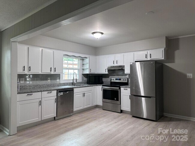 10731 Osprey Dr in Charlotte, NC - Building Photo - Building Photo