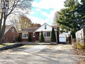 6481 Erwin Crescent in Niagara Falls, ON - Building Photo