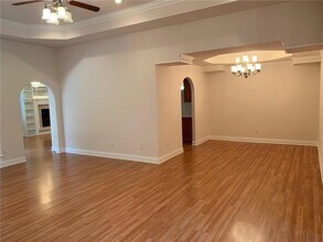 602 SE Cambridge Pl in Bentonville, AR - Building Photo - Building Photo