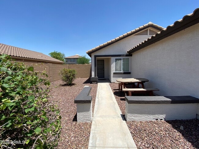 22250 W Twilight Trail in Buckeye, AZ - Building Photo - Building Photo