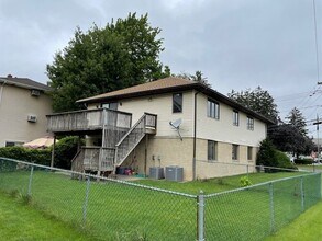 91 Grove St, Unit 1st floor in South Hackensack, NJ - Building Photo - Building Photo