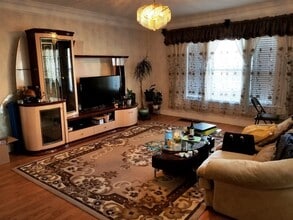 14 Belvedere Gardens in Westfield, MA - Building Photo - Building Photo