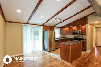 5612 N Euclid Ave in Kansas City, MO - Building Photo - Building Photo