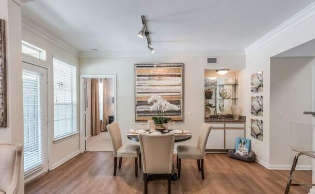 10500 Fountain Lake Dr in Stafford, TX - Building Photo - Building Photo