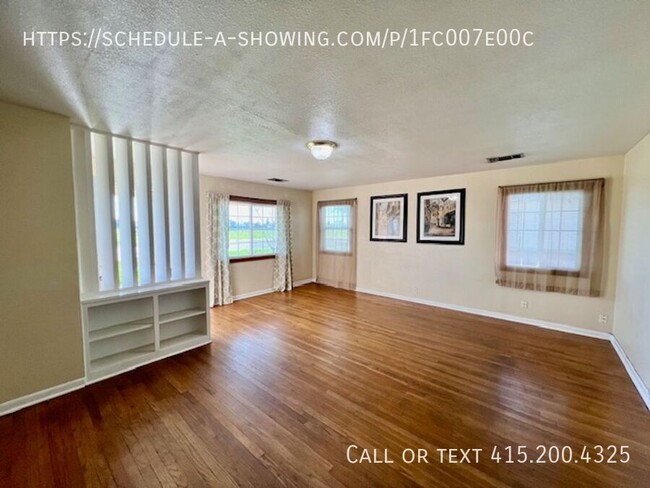 property at 1720 Cherry Ave