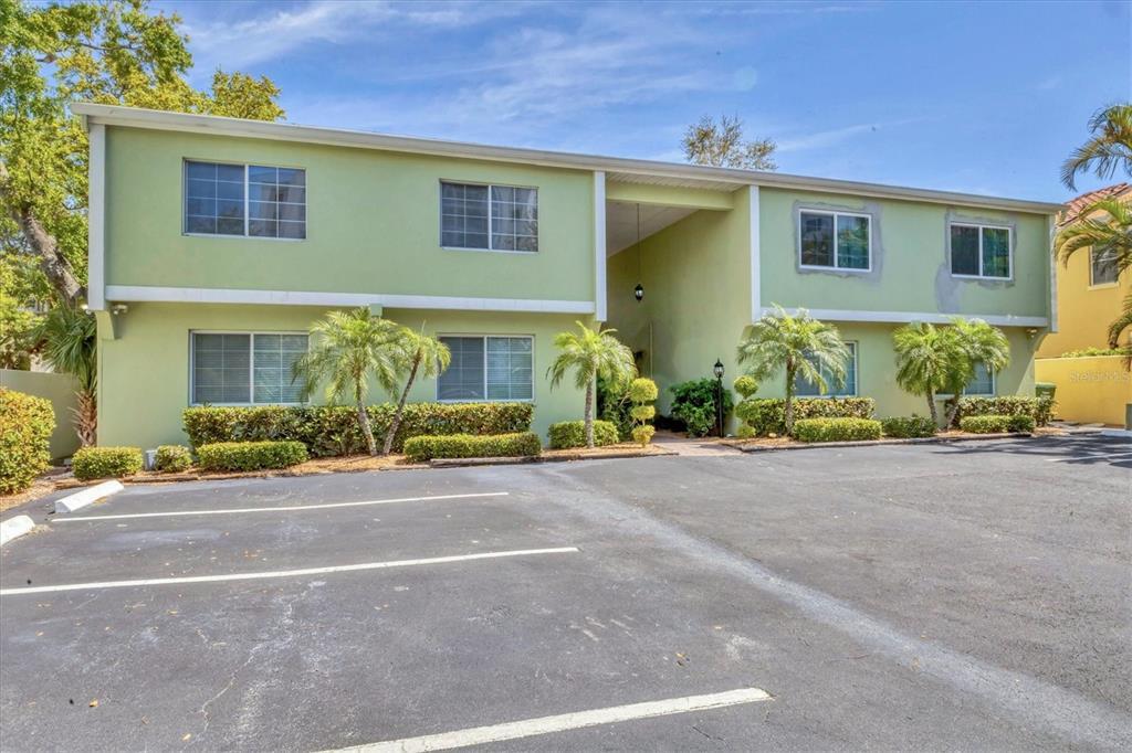 445 S Palm Ave in Sarasota, FL - Building Photo