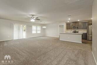 2336 Oak Stream Dr in Green Cove Springs, FL - Building Photo - Building Photo