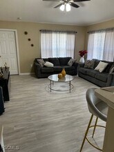 835 Grant Blvd in Lehigh Acres, FL - Foto de edificio - Building Photo