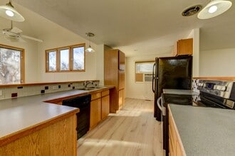 714 E Simpson St in Lafayette, CO - Building Photo - Building Photo