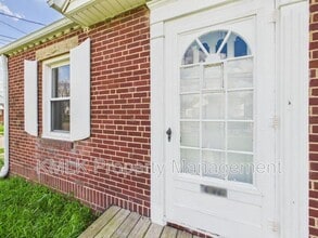 1078 Lindsay Ave in Akron, OH - Building Photo - Building Photo