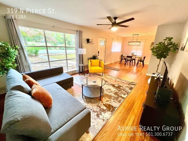 property at 319 N Pierce St