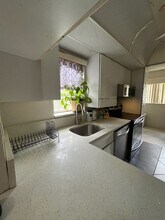8321 Sands Point Blvd in Tamarac, FL - Building Photo - Building Photo