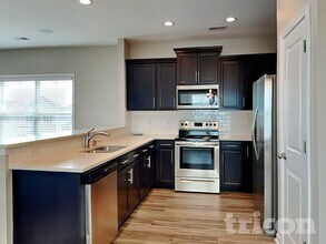 120 Dunnsmore Dr in Inman, SC - Foto de edificio - Building Photo